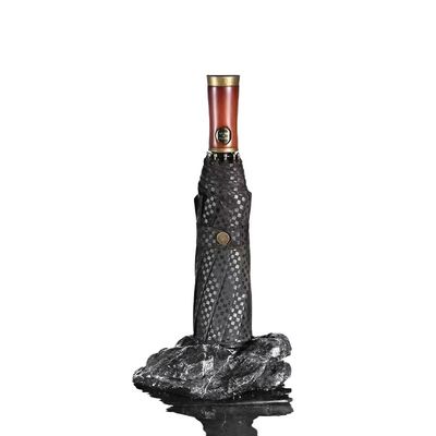 Αυτόματη αναδιπλούμενη ανδρική ξύλινη χειροκίνητη ομπρέλα με στερεό ξύλινο άξονα και ρετρό σχεδιασμό