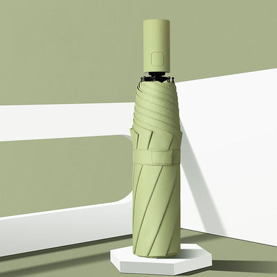 Άνδρας Πλαστική ομπρέλα Ανθεκτική στον άνεμο και ηλιακή προστασία Ιδανική για εξωτερικές δραστηριότητες